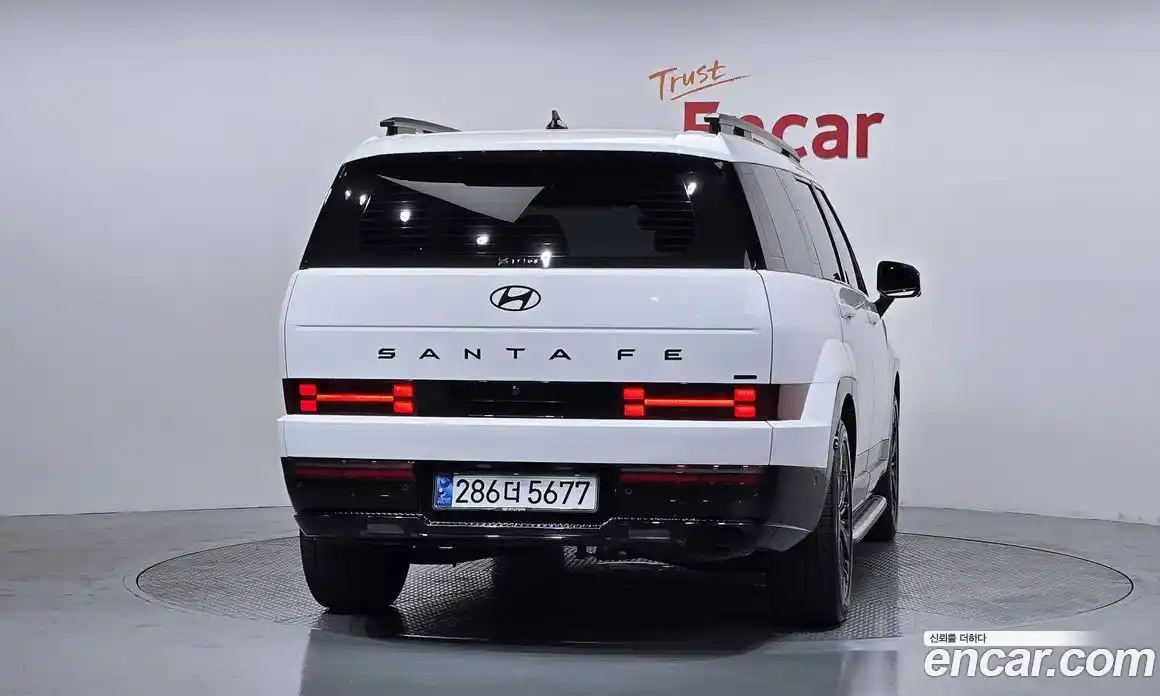 Hyundai Santa Fe 2023 1.6 автомат (гидро), фото 4