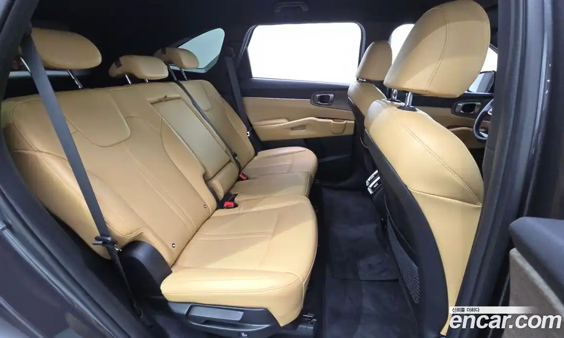 Kia Sorento 2023 1.6 автомат (гидро), фото 18