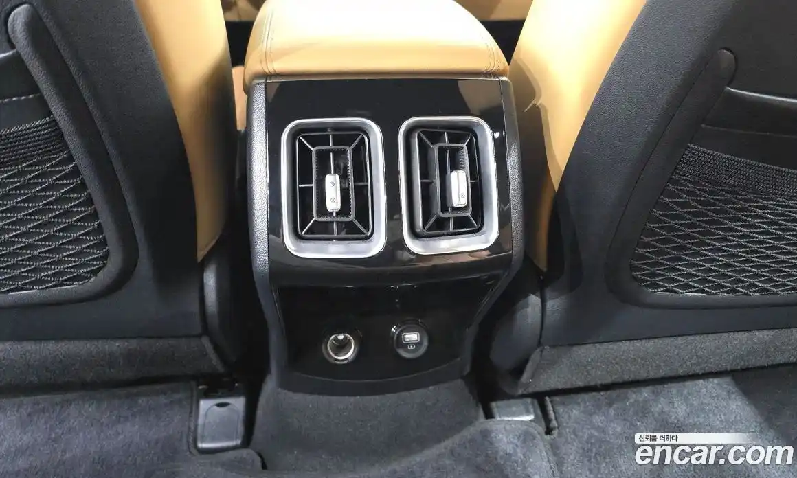 Kia Sorento 2023 1.6 автомат (гидро), фото 31
