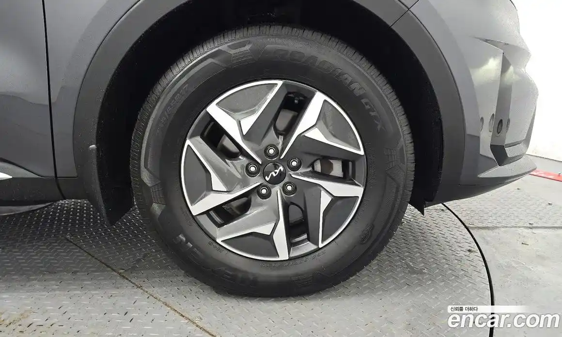 Kia Sorento 2023 1.6 автомат (гидро), фото 7