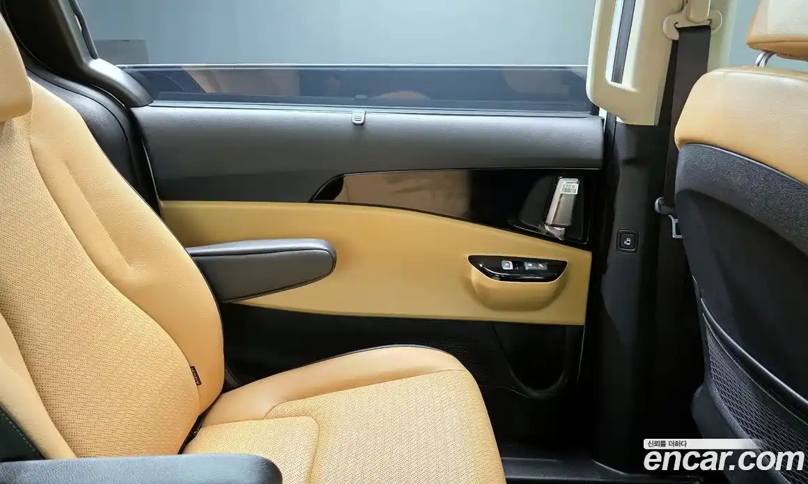 Kia Carnival 2023 3.5 автомат (гидро), фото 15