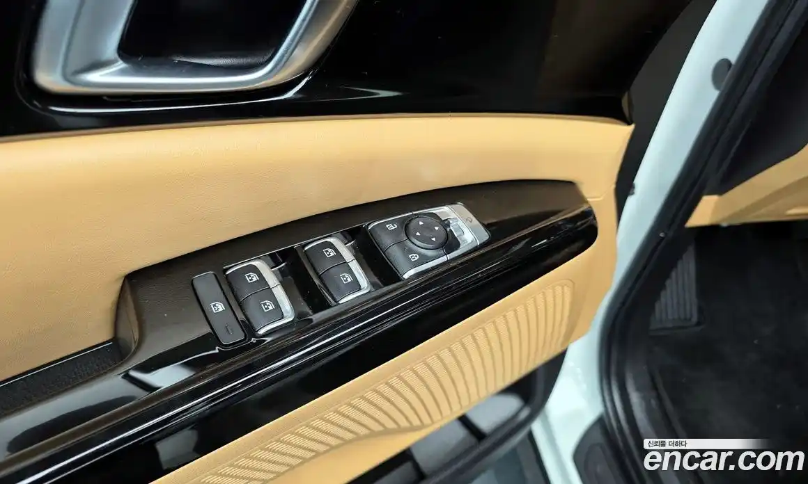 Kia Carnival 2023 3.5 автомат (гидро), фото 25