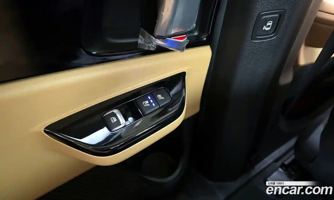 Kia Carnival 2023 3.5 автомат (гидро), фото 28