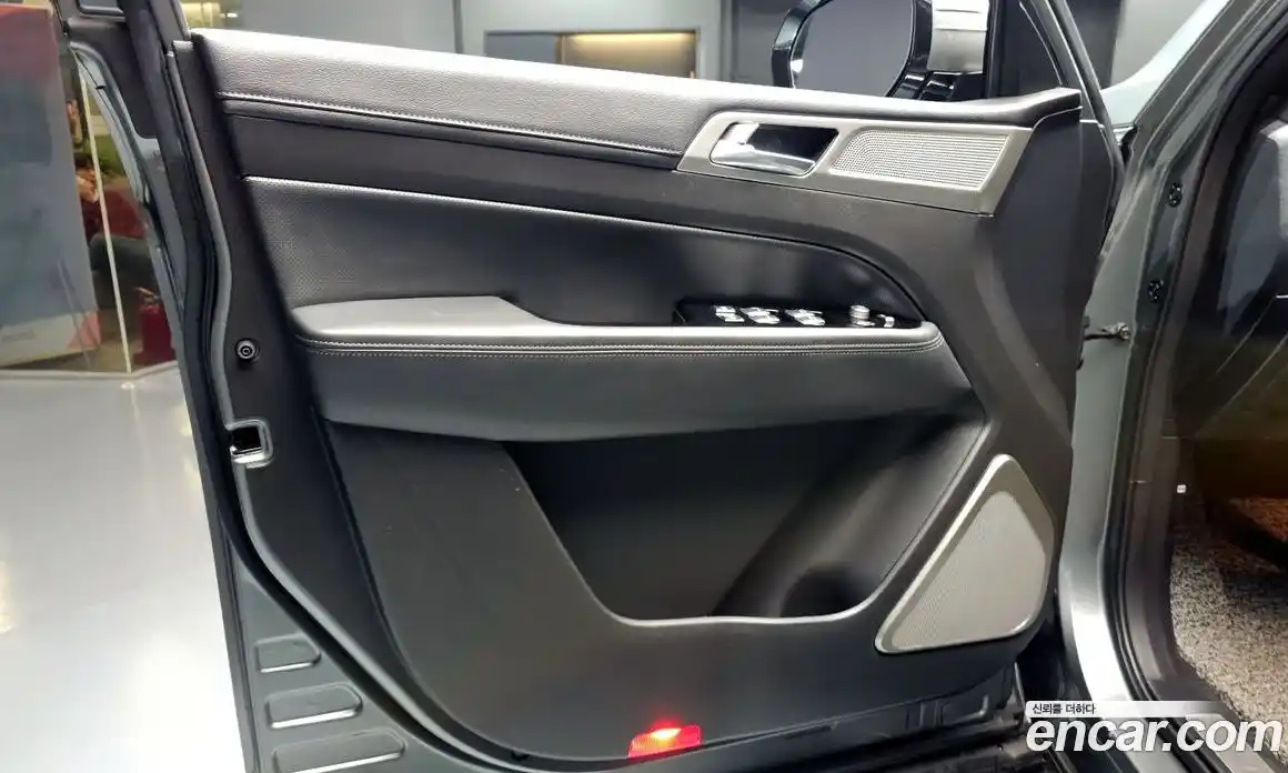SsangYong Rexton 2019 2.2 автомат (гидро), фото 14