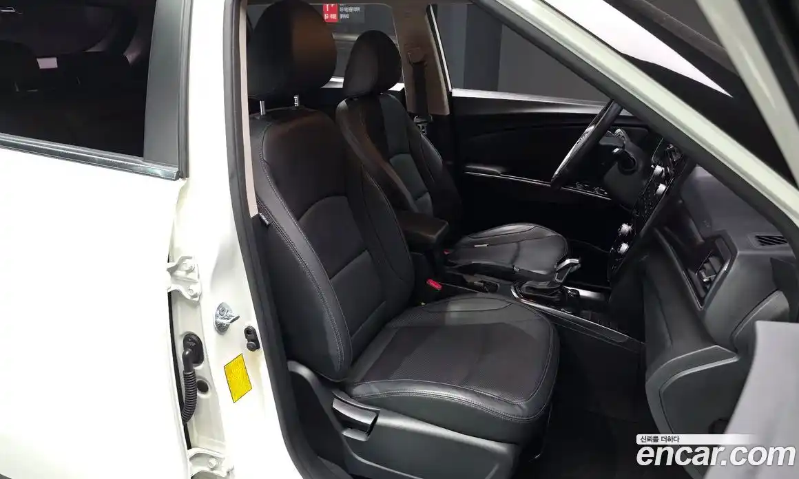 SsangYong TIBOLI 2021 1.6 автомат (гидро), фото 11