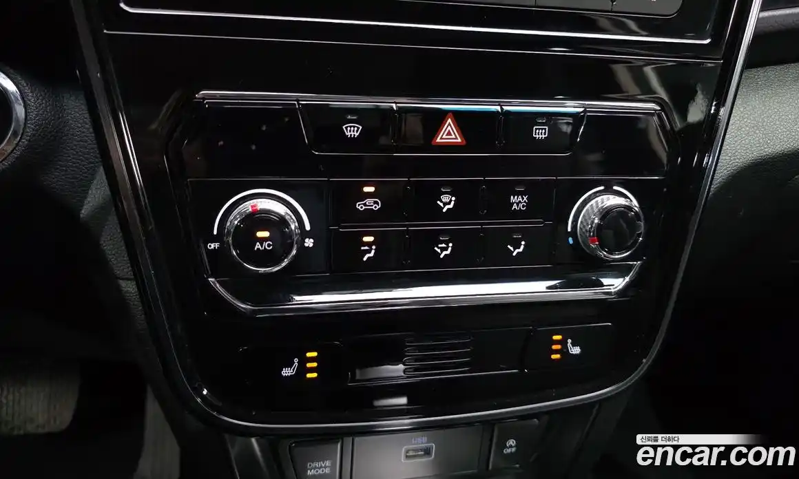 SsangYong TIBOLI 2021 1.6 автомат (гидро), фото 15