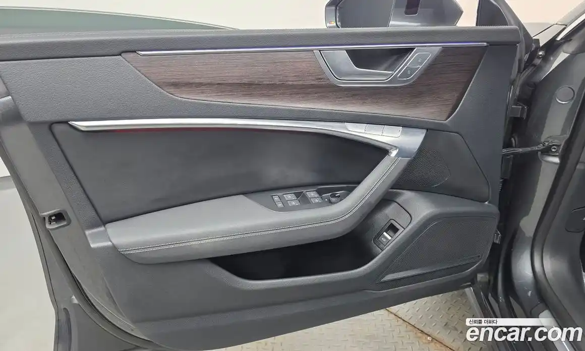 Audi A7 2022 3.0 автомат (гидро), фото 14