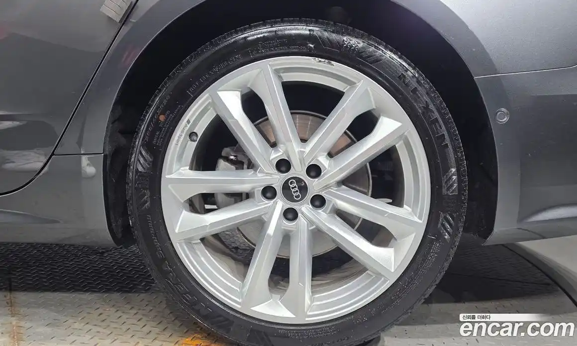 Audi A7 2022 3.0 автомат (гидро), фото 7