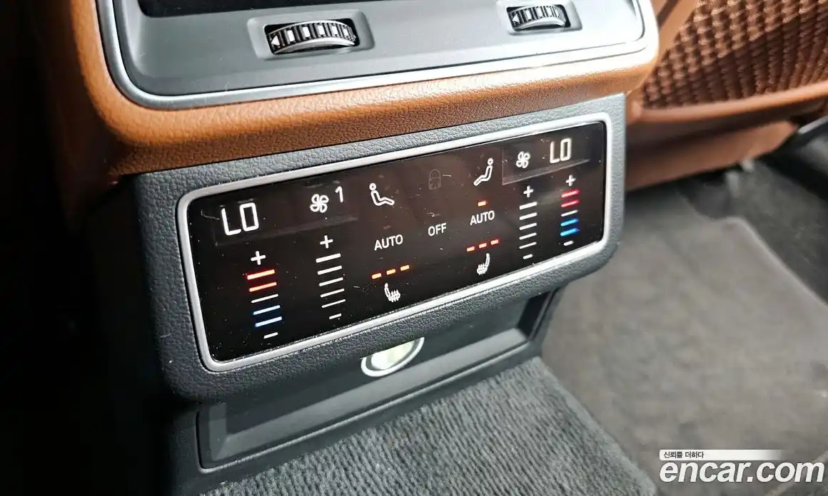 Audi A6 2020 2.0 автомат (гидро), фото 24