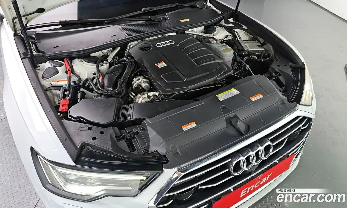 Audi A6 2020 2.0 автомат (гидро), фото 6