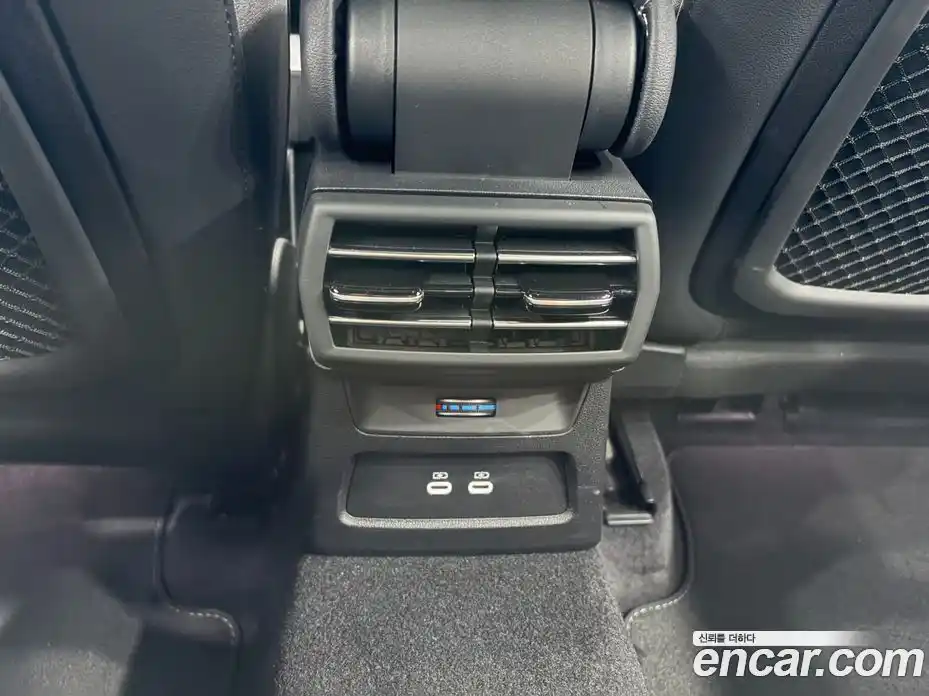 Audi A3 2025 2.0 автомат (гидро), фото 19