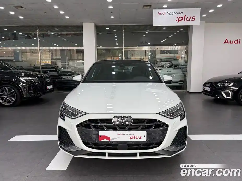 Audi A3 2025 2.0 автомат (гидро), фото 3