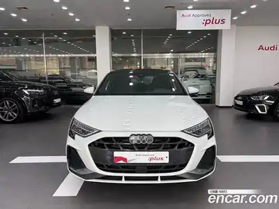 Audi A3 2025 2.0 автомат (гидро), миниатюра 3