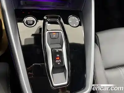 Audi A3 2025 2.0 автомат (гидро), миниатюра 9