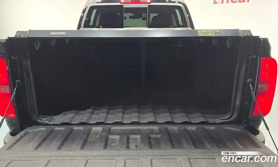 Chevrolet Colorado 2022 3.6 автомат (гидро), фото 26