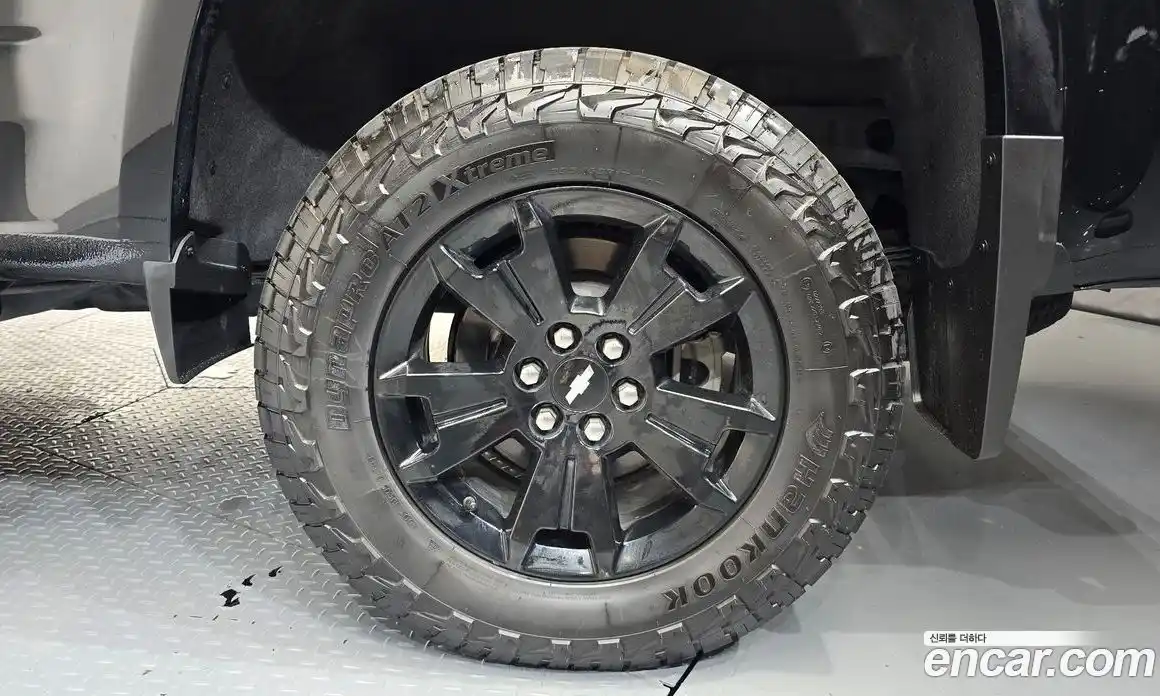 Chevrolet Colorado 2022 3.6 автомат (гидро), фото 7