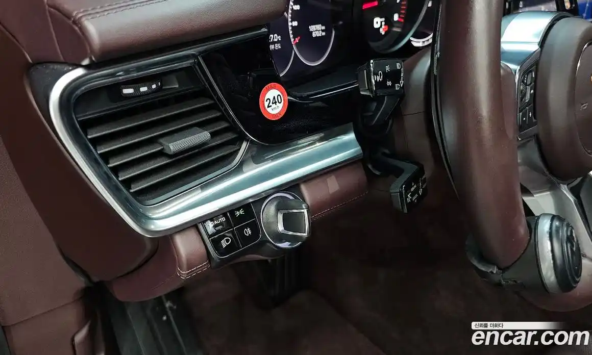 Porsche Panamera 2018 3.0 автомат (гидро), фото 32