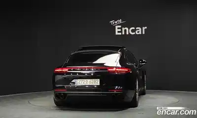Porsche Panamera 2018 3.0 автомат (гидро), миниатюра 4
