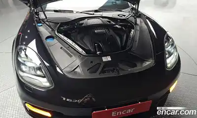 Porsche Panamera 2018 3.0 автомат (гидро), миниатюра 6