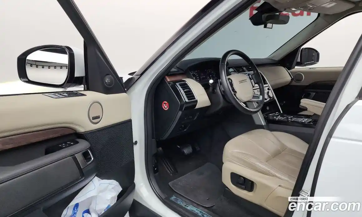 Land Rover Discovery 2019 3.0 автомат (гидро), фото 13