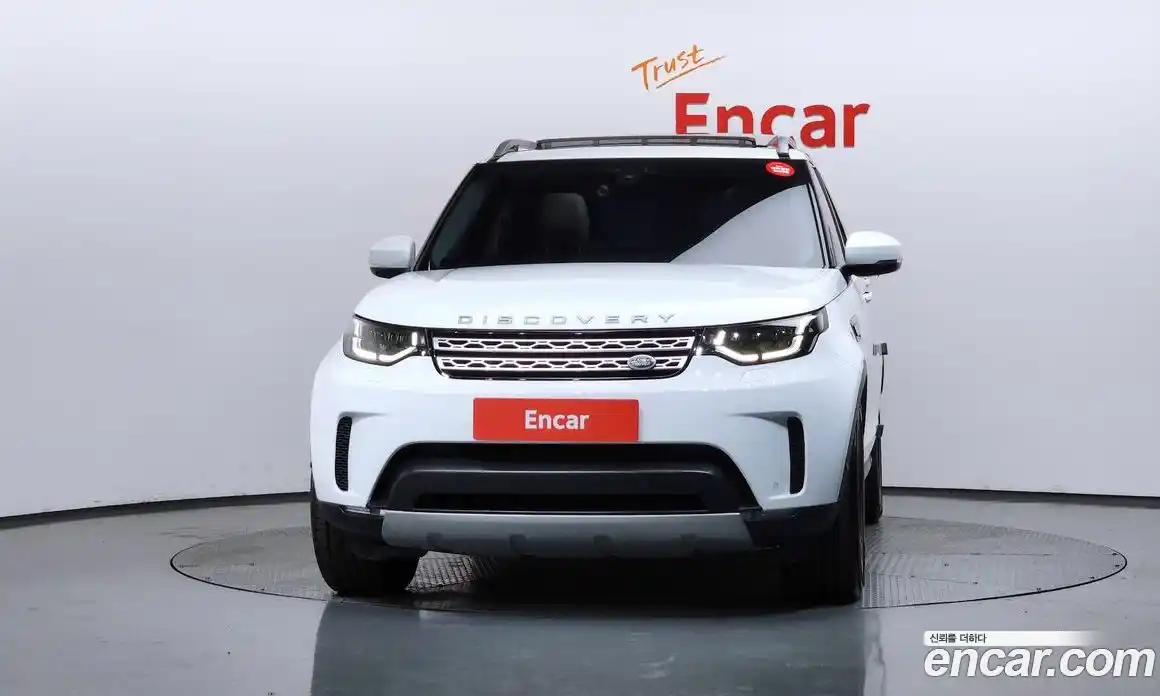 Land Rover Discovery 2019 3.0 автомат (гидро), фото 3