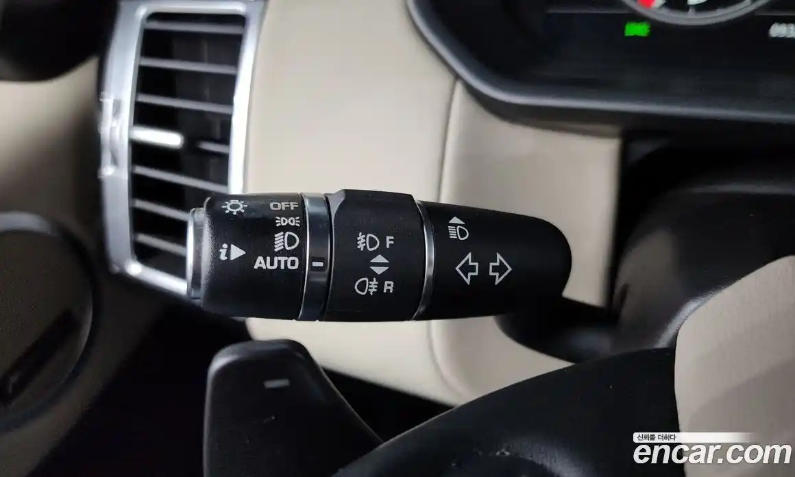 Land Rover Discovery 2019 3.0 автомат (гидро), фото 38