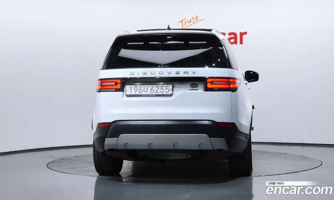 Land Rover Discovery 2019 3.0 автомат (гидро), фото 4