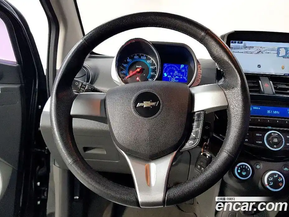 Chevrolet Spark 2015 1.0 автомат (гидро), фото 11