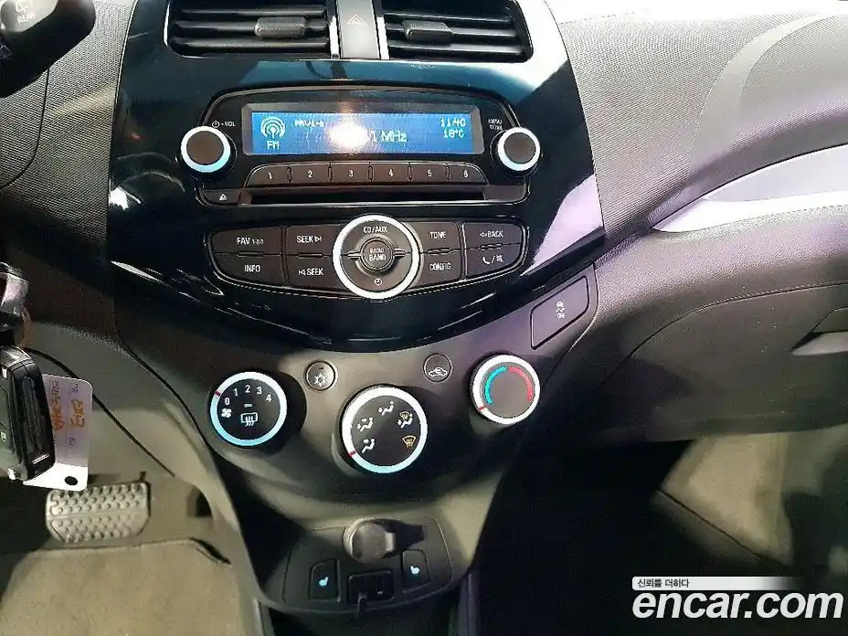 Chevrolet Spark 2015 1.0 автомат (гидро), фото 13