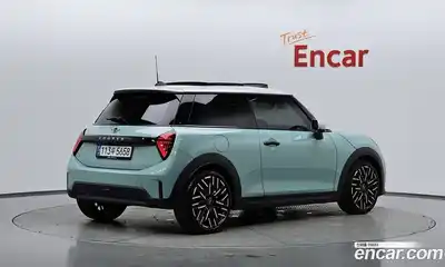 Mini Cooper, 2024, 13 997 км