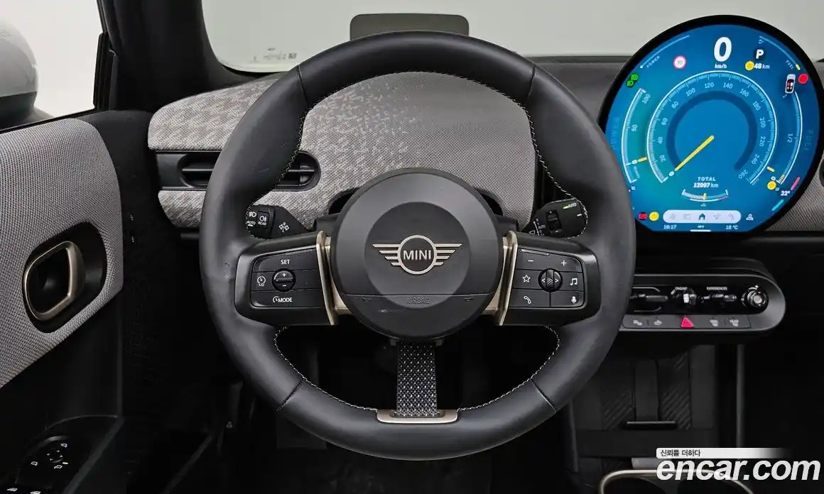 Mini Cooper 2024 2.0 автомат (гидро), фото 17