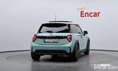 Mini Cooper 2024 2.0 автомат (гидро), миниатюра 3