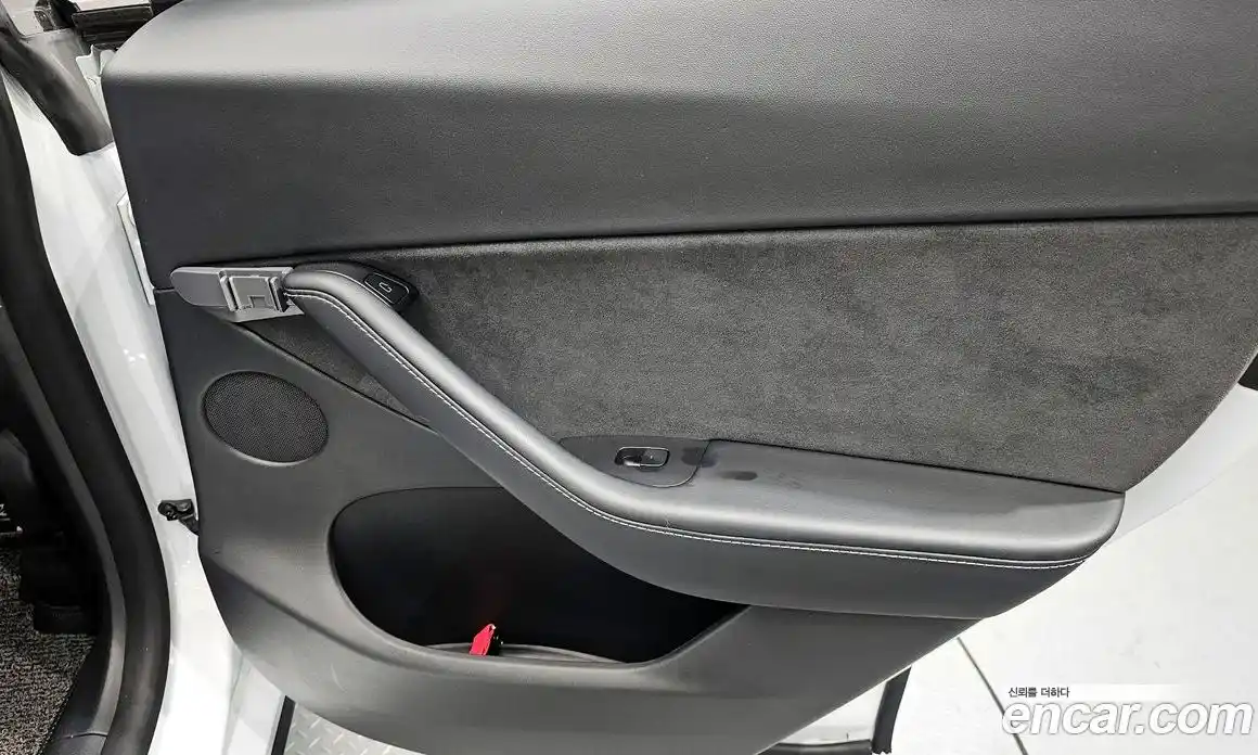 Tesla Model Y 2022 0.2 гидро, фото 15