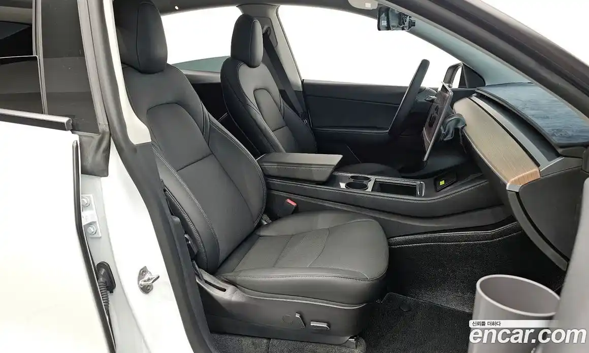 Tesla Model Y 2022 0.2 гидро, фото 17