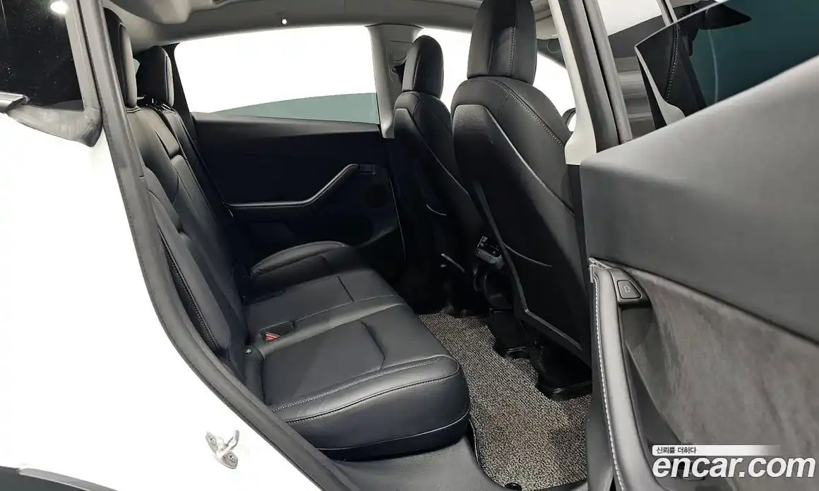 Tesla Model Y 2022 0.2 гидро, фото 18