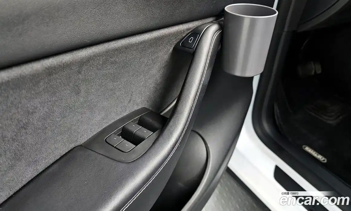Tesla Model Y 2022 0.2 гидро, фото 27