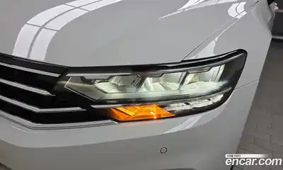 Volkswagen Passat 2022 2.0 автомат (гидро), миниатюра 8