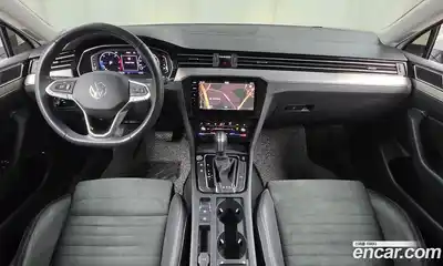 Volkswagen Passat 2022 2.0 автомат (гидро), миниатюра 10