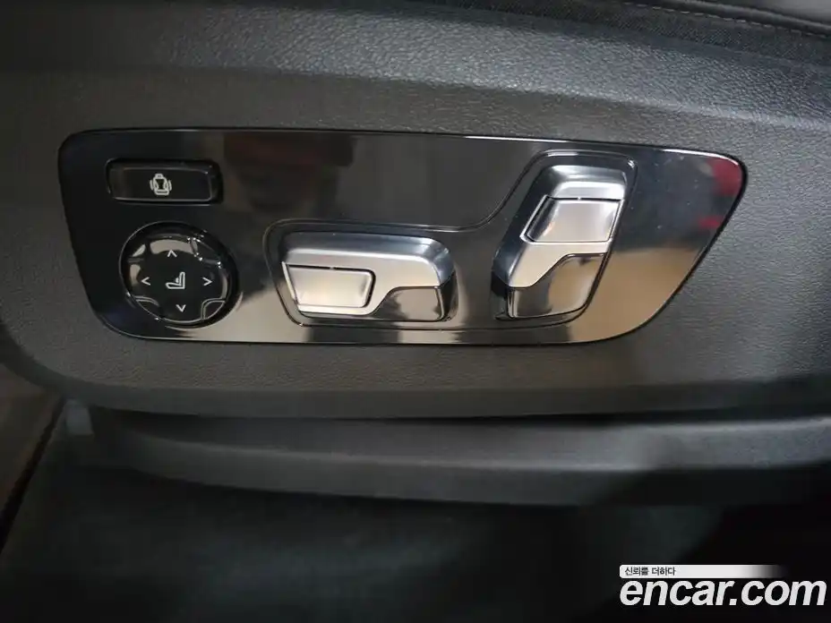 BMW X5 2023 3.0 автомат (гидро), фото 15