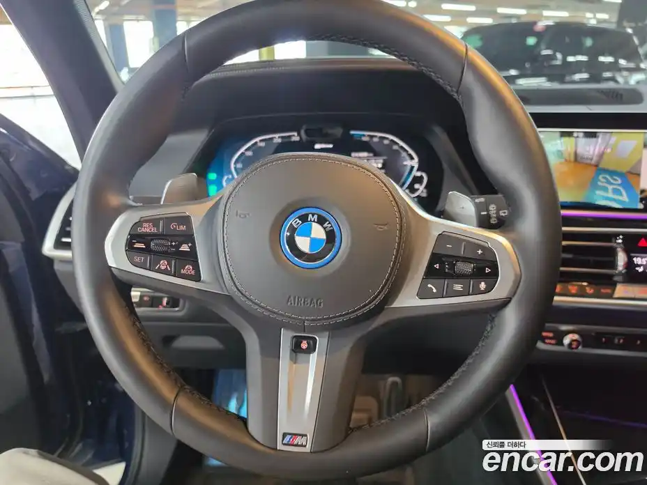 BMW X5 2023 3.0 автомат (гидро), фото 20