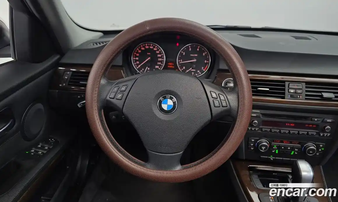 BMW 3 серия 2011 2.0 автомат (гидро), фото 13
