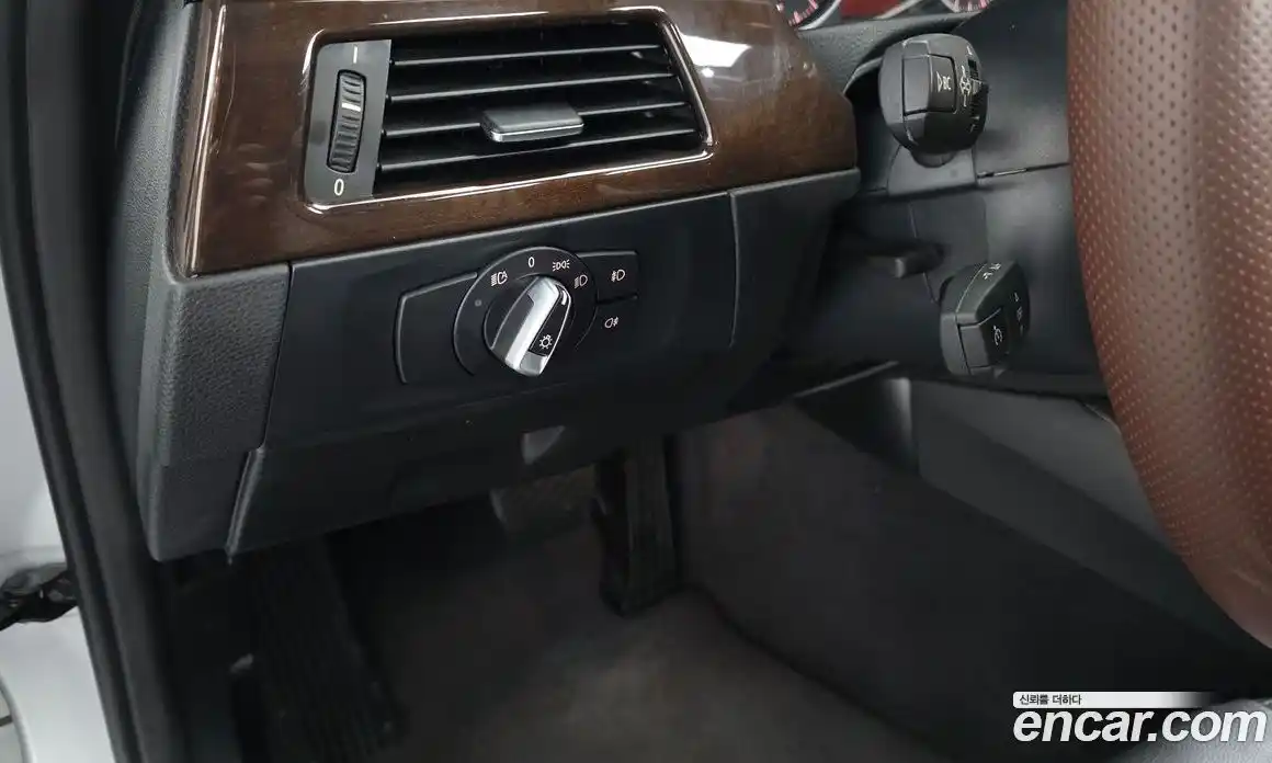 BMW 3 серия 2011 2.0 автомат (гидро), фото 14