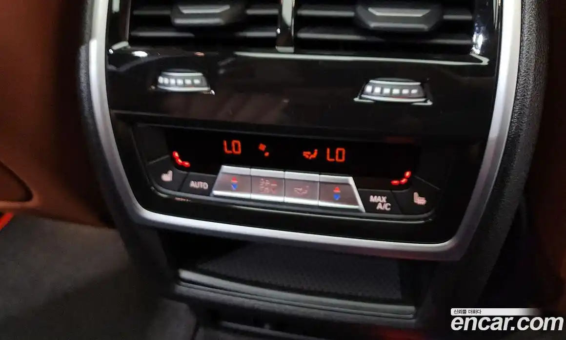 BMW X7 2024 3.0 автомат (гидро), фото 13