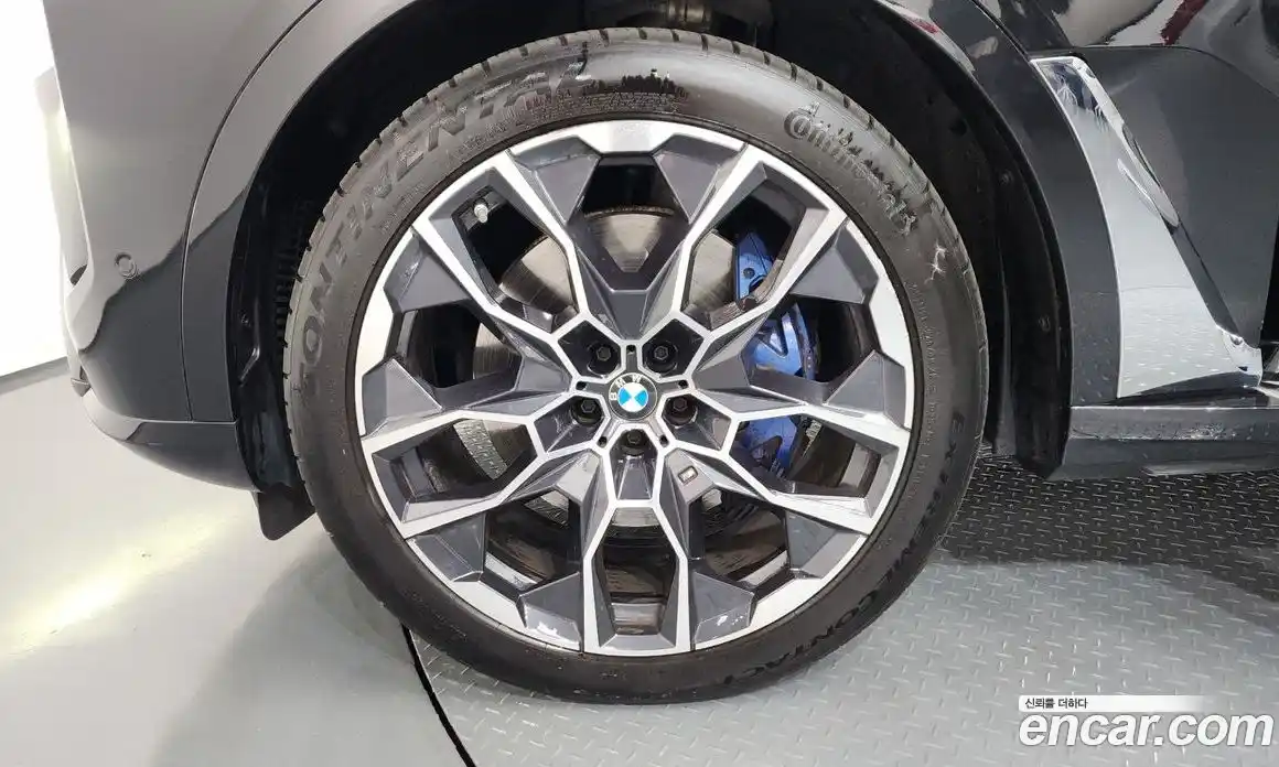BMW X7 2024 3.0 автомат (гидро), фото 5