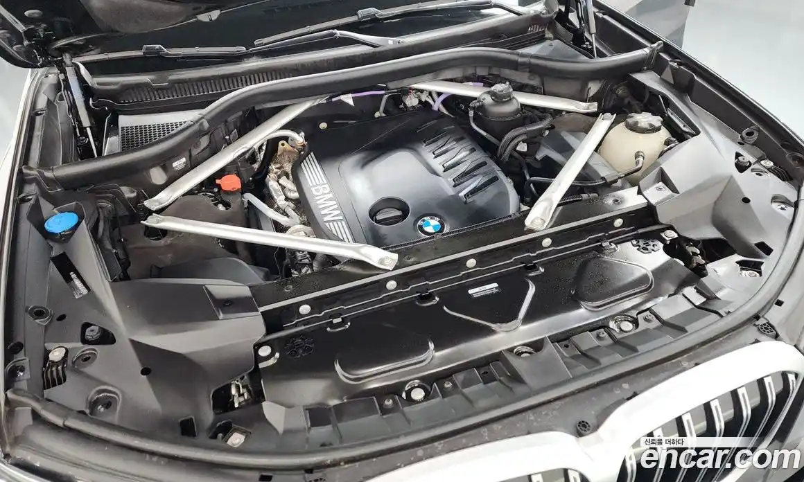 BMW X7 2024 3.0 автомат (гидро), фото 6