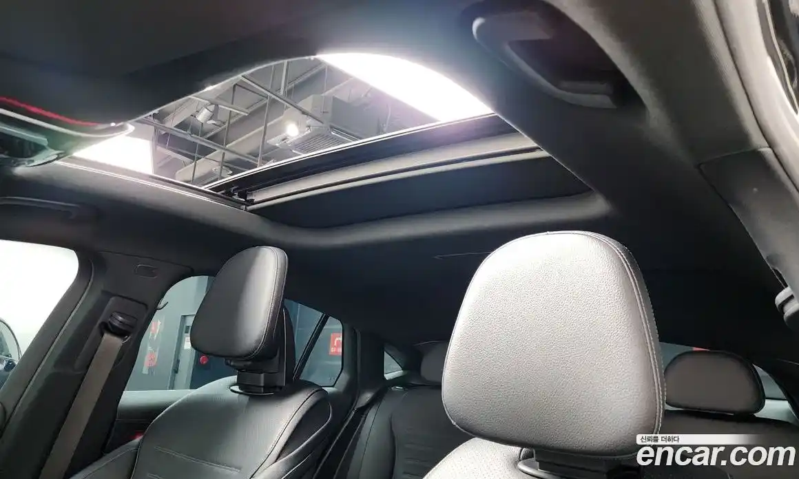 Mercedes-Benz GLC-Class 2024 2.0 гидро, фото 22
