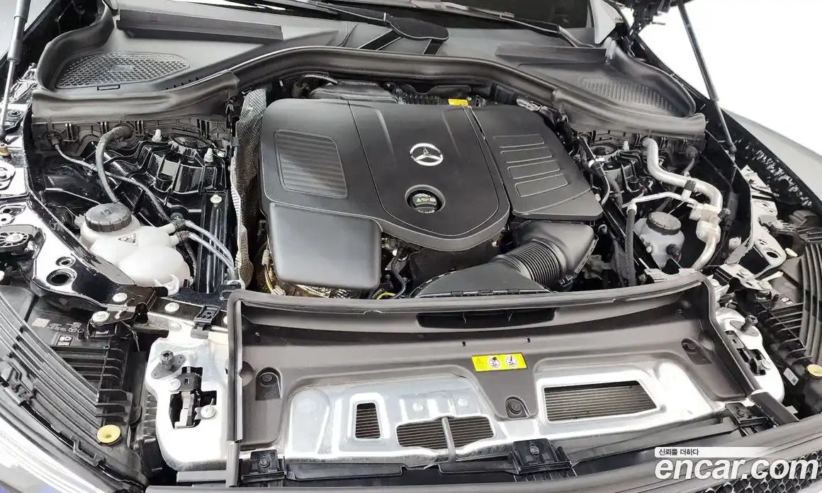 Mercedes-Benz GLC-Class 2024 2.0 гидро, фото 6