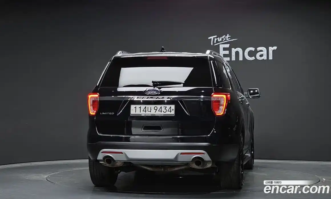 Ford Explorer 2015 2.3 автомат (гидро), фото 4