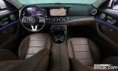 Mercedes-Benz E-Class 2018 2.0 автомат (гидро), миниатюра 10