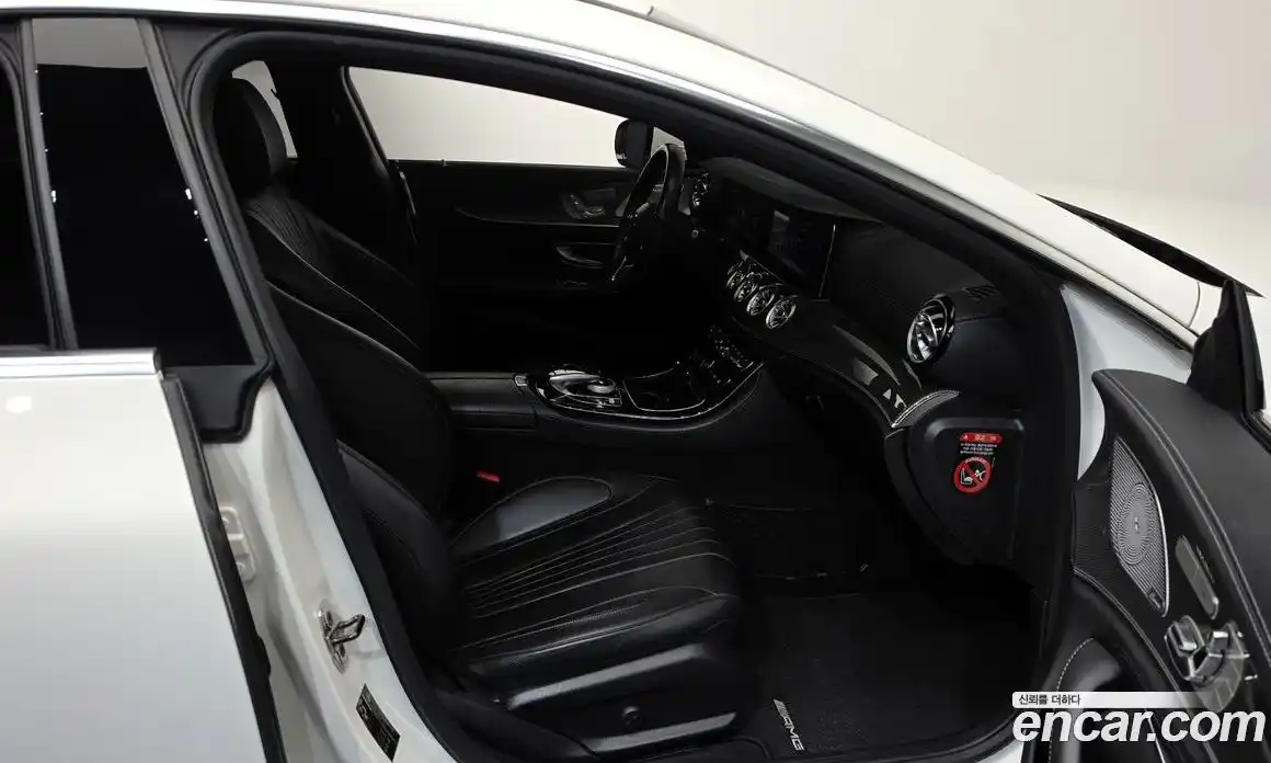 Mercedes-Benz CLS-Class 2019 1.9 гидро, фото 15